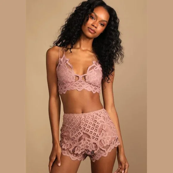 Free People Lace Shorts - NEW - Picture 3 of 9